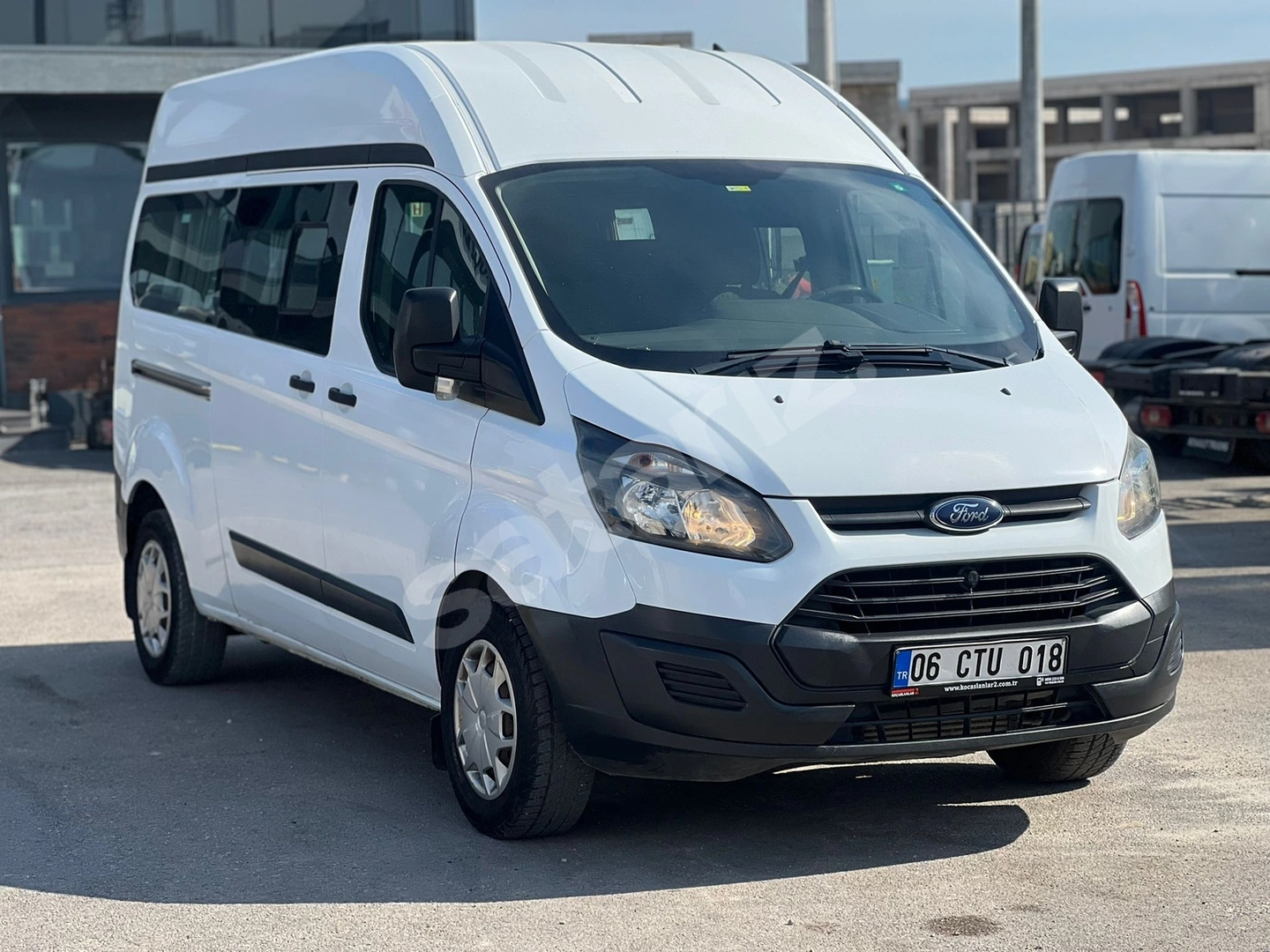 2.95 KREDİ KOÇASLANLAR2'DEN FORD CUSTOM 11+1 KLİMALI 2016 MODEL