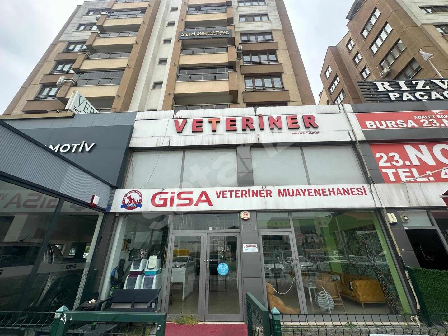 23 NİSAN MAHALLESİNDE PRESTİJLİ LOKASYON / YÜKSEK TABELA DEĞERİ
