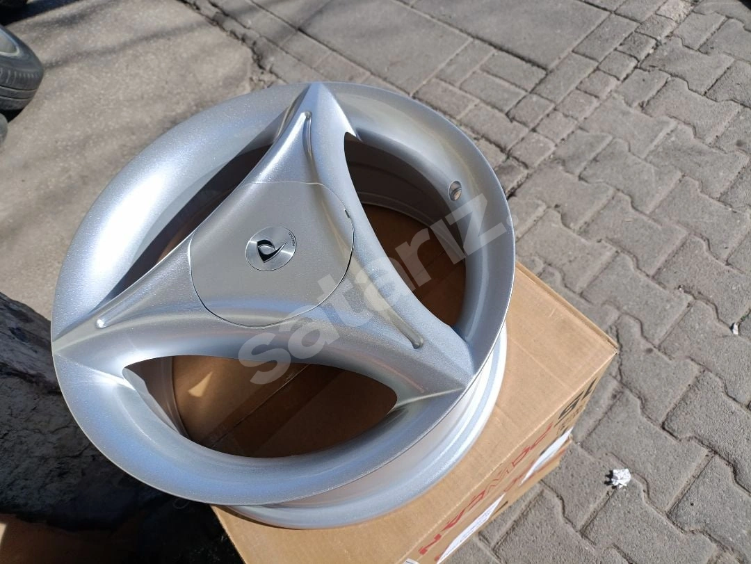 15 inc 4x100 powcan sıfır mızrak jant takımı kayseri