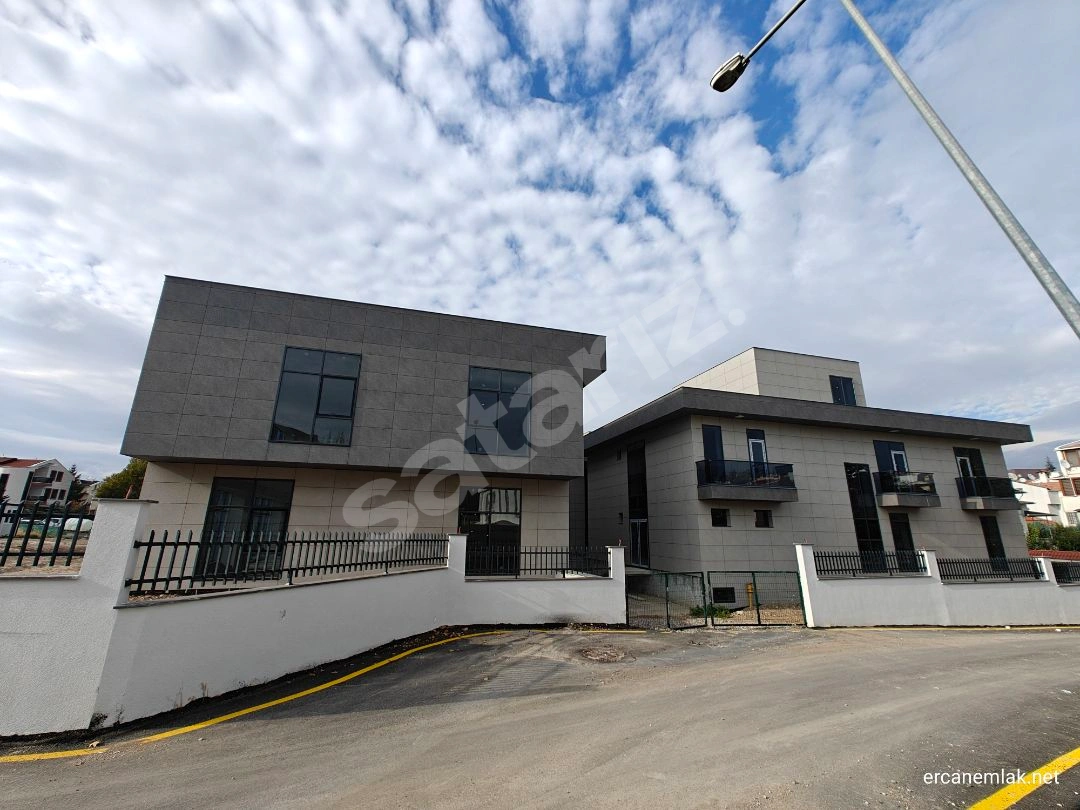 Çayyolu İlko da Kiralık Sağlık Tesisi 4 villa komple.