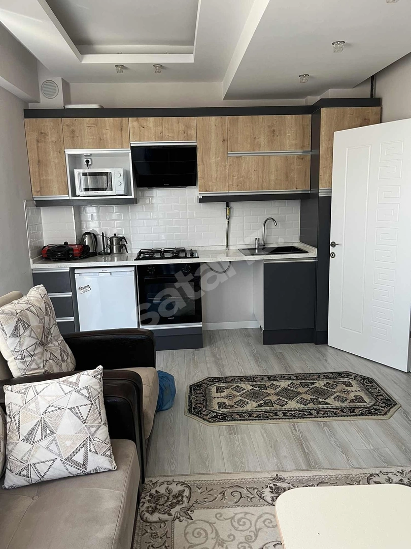 Çorlu Hürriyet mahallesinde ful eşyalı kiralık 1+1 daire