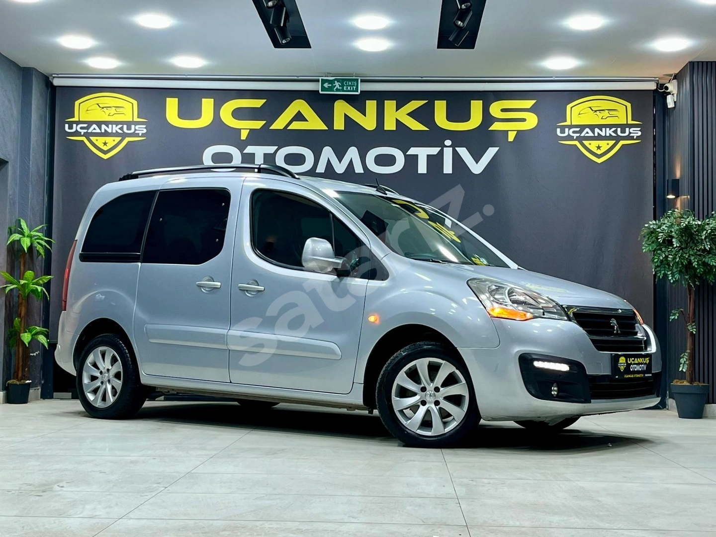 UÇANKUŞ OTOMOTİV'DEN 2017 PEUGEOT PARTNER/K.KARTINA 12 AY TAKSİT