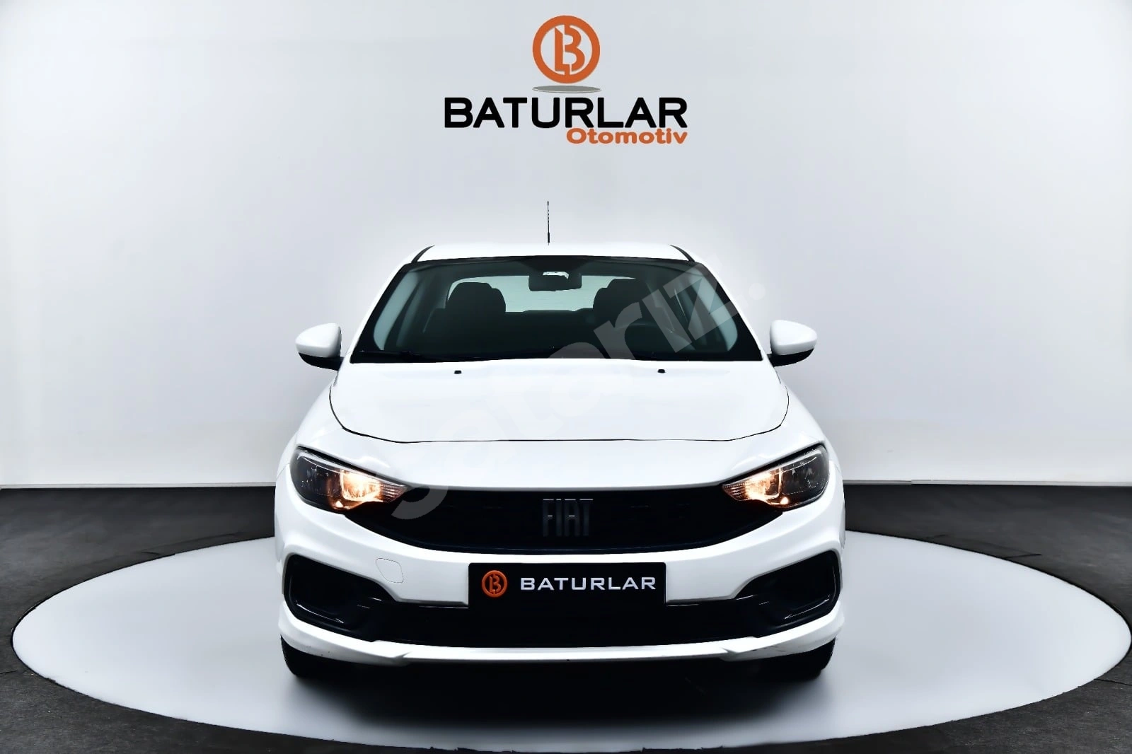 BATURLAR ANT-İST | TAMAMINA YAKIN KREDİ | K.K 12 AY | 77.302 KM