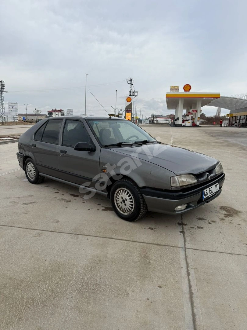 SATILIK RENAULT 19