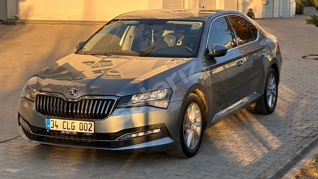 Premium Konfor: Bireyselden Bakımlı 2020 Skoda Superb 117bin km