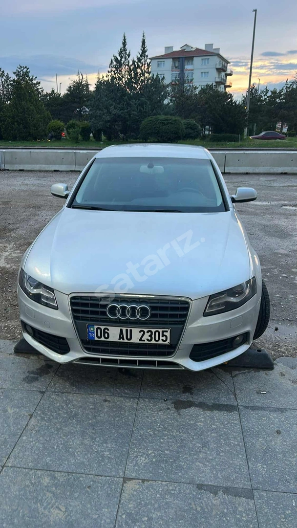 2010 MODEL HATASIZ BOYASIZ EMSALSİZ TEMİZLİKTE AUDİ A4 1.8TFSI