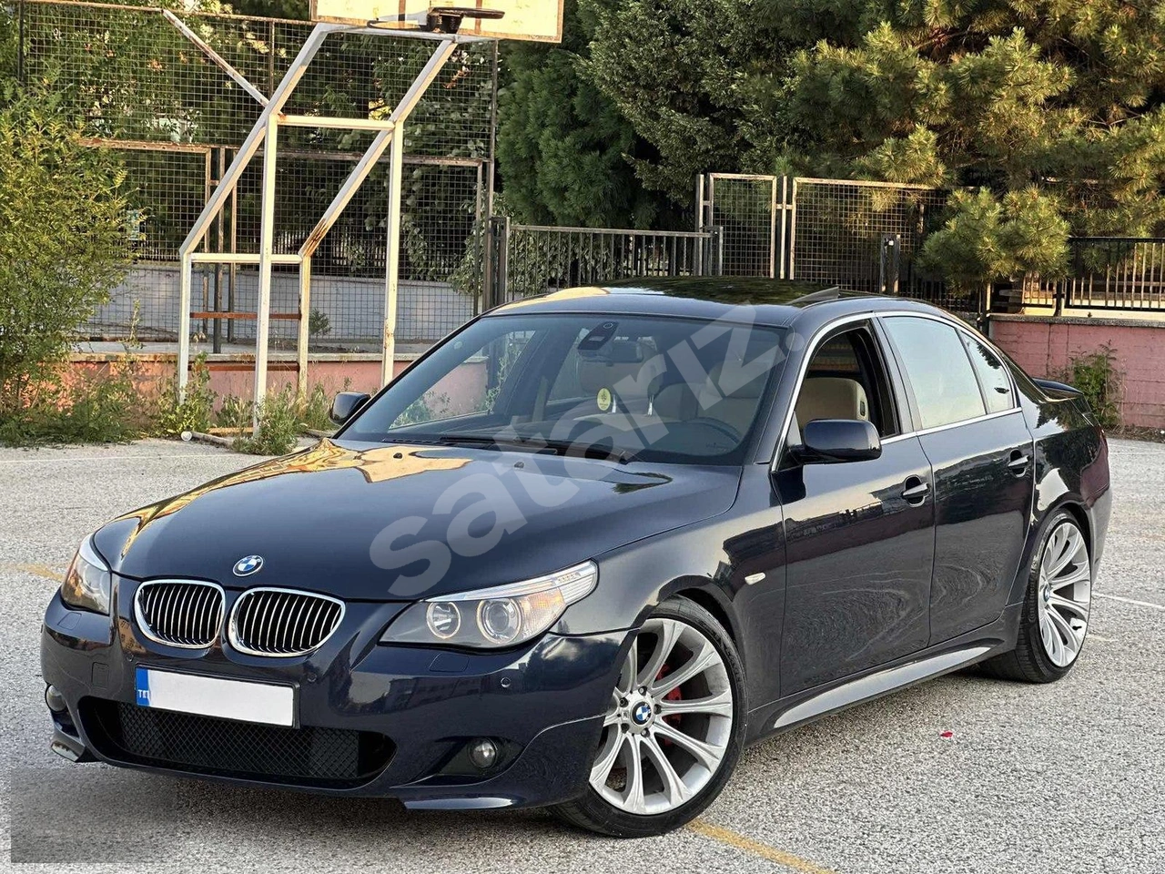 BMW 520İ... FULL + FULL...