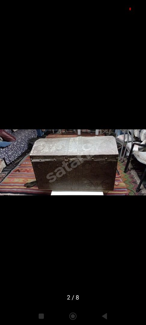 Antika Ay Yıldız İşlemeli Çeğiz Sandığı