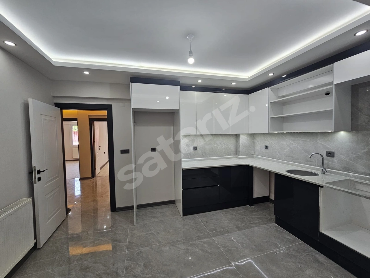 BUCA M. KEMAL MAH. SATILIK 2+1 110 M2 MASRAFSIZ DAİRE