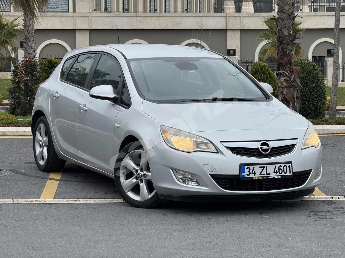 180.000 TL PEŞİN KALAN 36 TAKSİTLİ DEĞİŞENSİZ OPEL ASTRA DİZEL