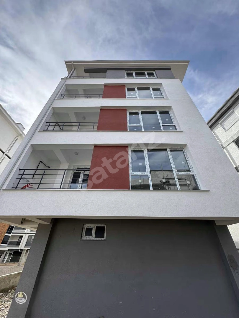 AD-DESTİCİLER EMEK MAHALLESİ 4 ADET 2+1 FIRSAT KOMPLE BİNA