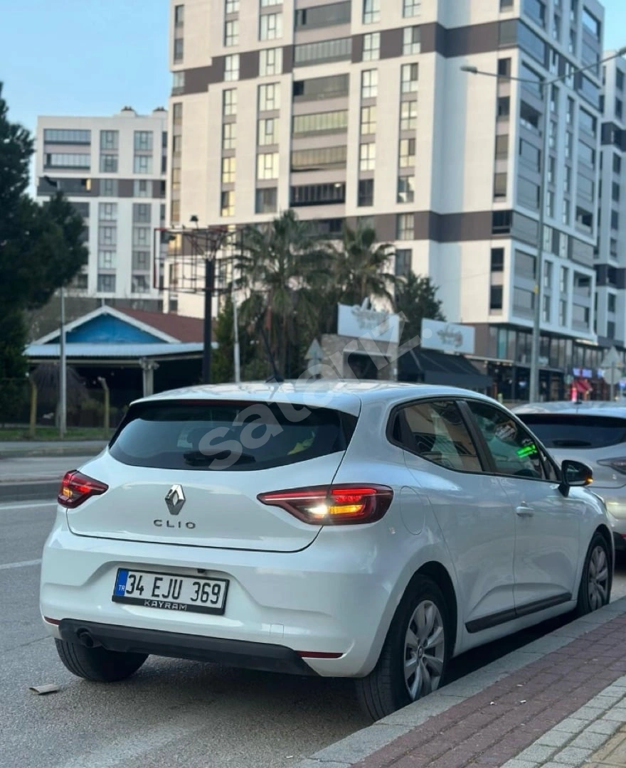 Bayandan clio 5 1.0 sce
