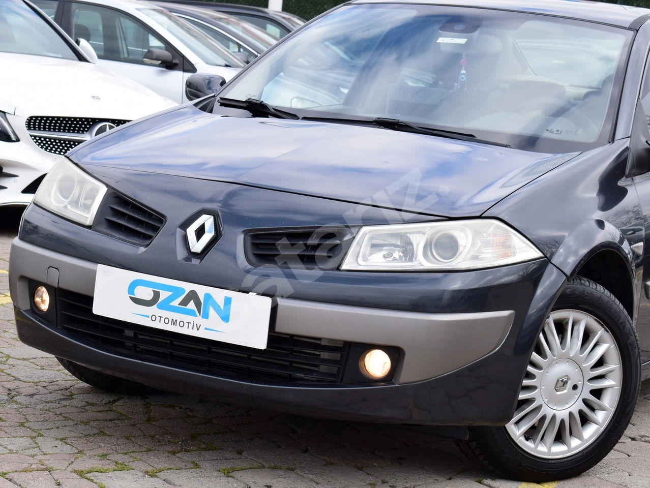 MAZDA OZAN'DAN 222 BİNDE DİZEL OTM 2008 RENAULT MEGANE PRIVILEGE