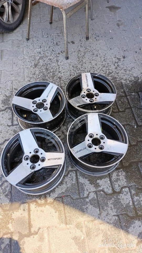 13 inc 4x100 3 üç bacak jant takımı lastiksiz kayseri