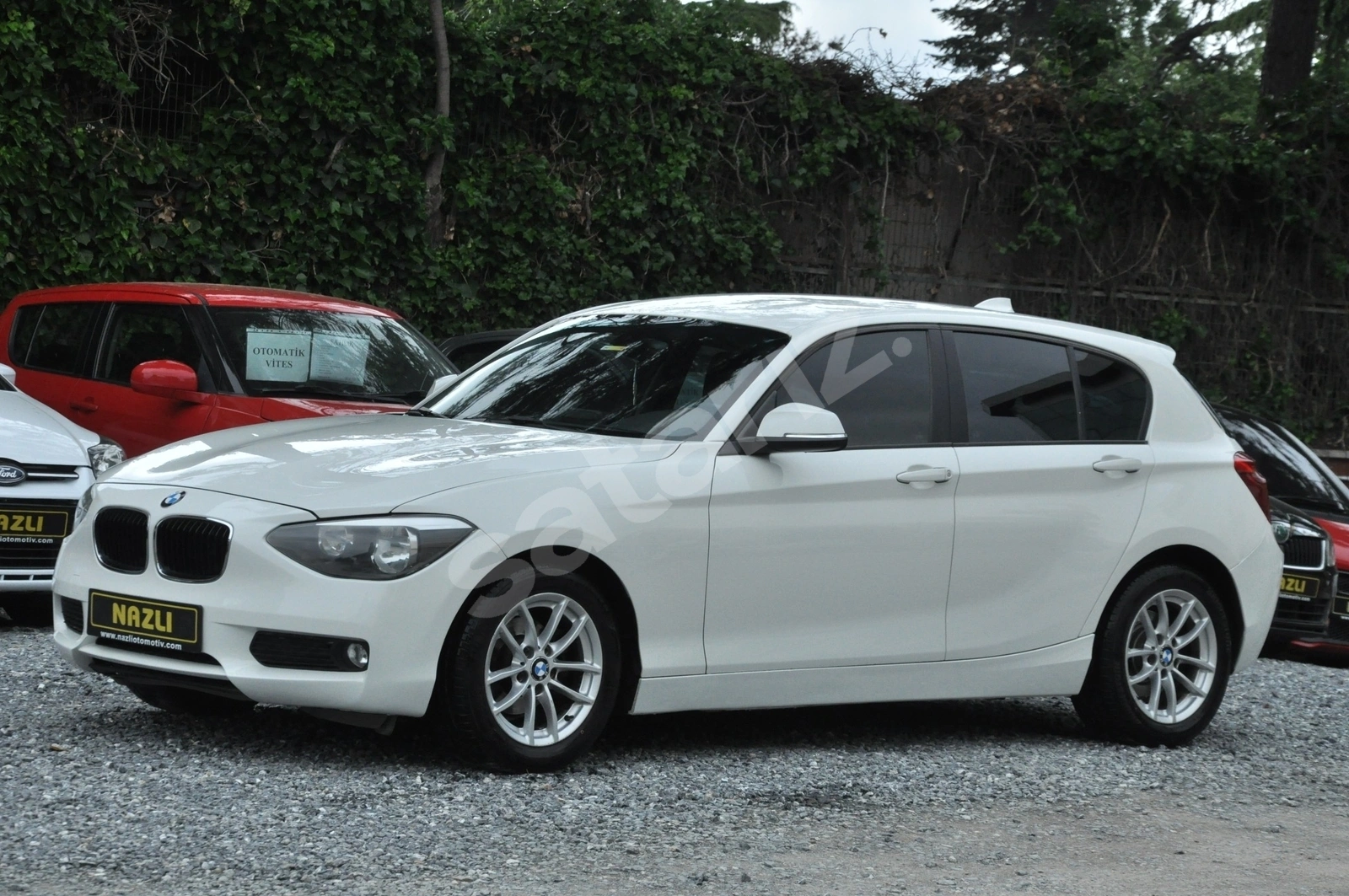 2013 BMW 1.16İ ( senetle taksitlendirme seçeneğimiz vardır )