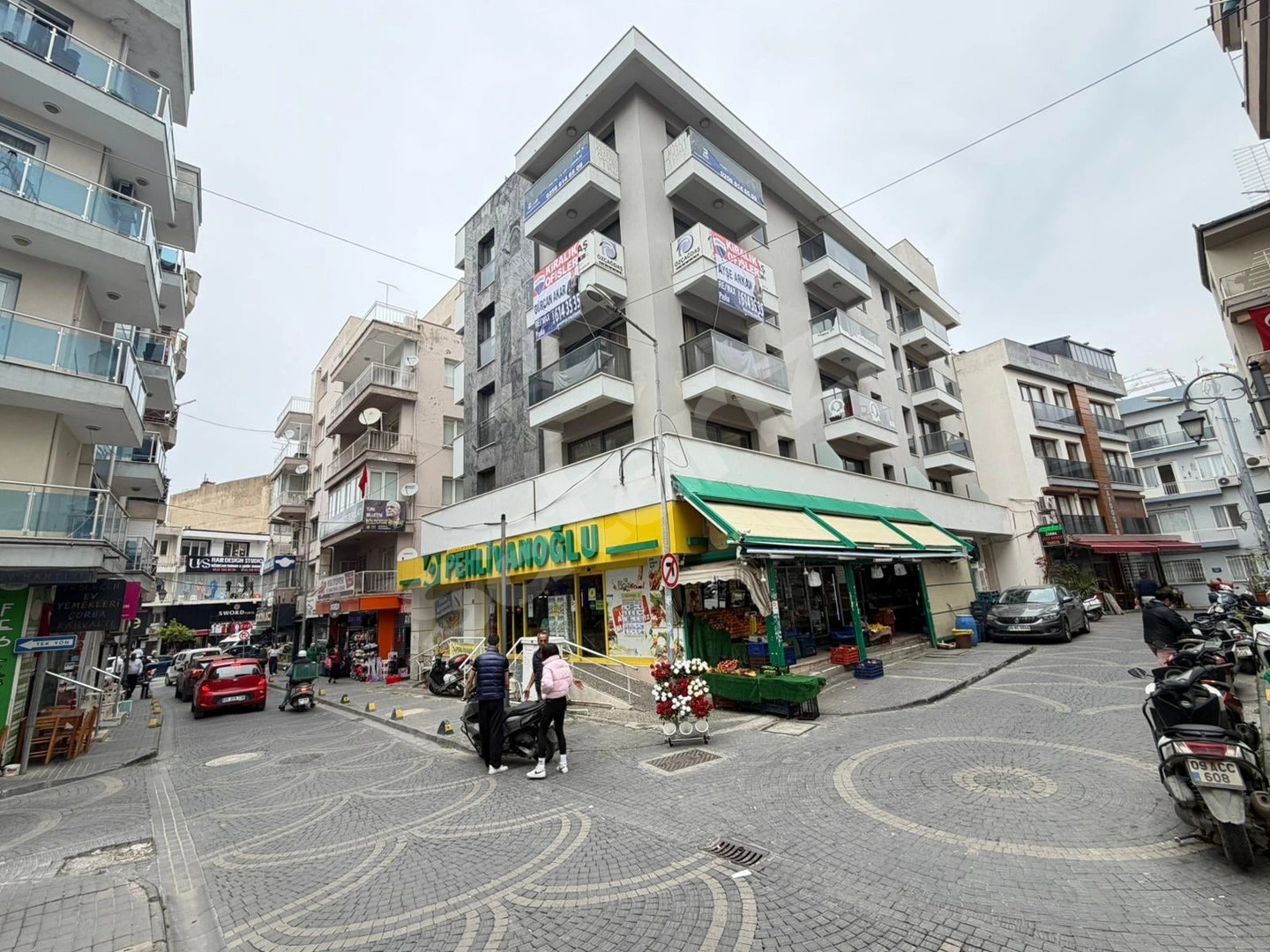 ŞEHİR MERKEZİNDE KİRALIK OFİSLER