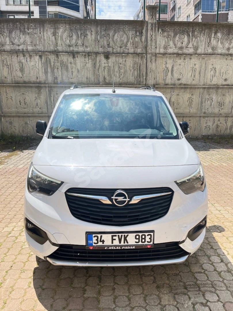 Combo Life Ultimate 2022 Otomatik 53.000 Km Boyasız Değişensiz