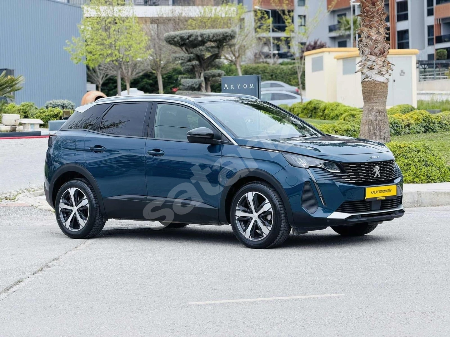 PEUGEOT 3008 32.000 KM DE BOYASIZ TRAMERSİZ CAM TAVAN