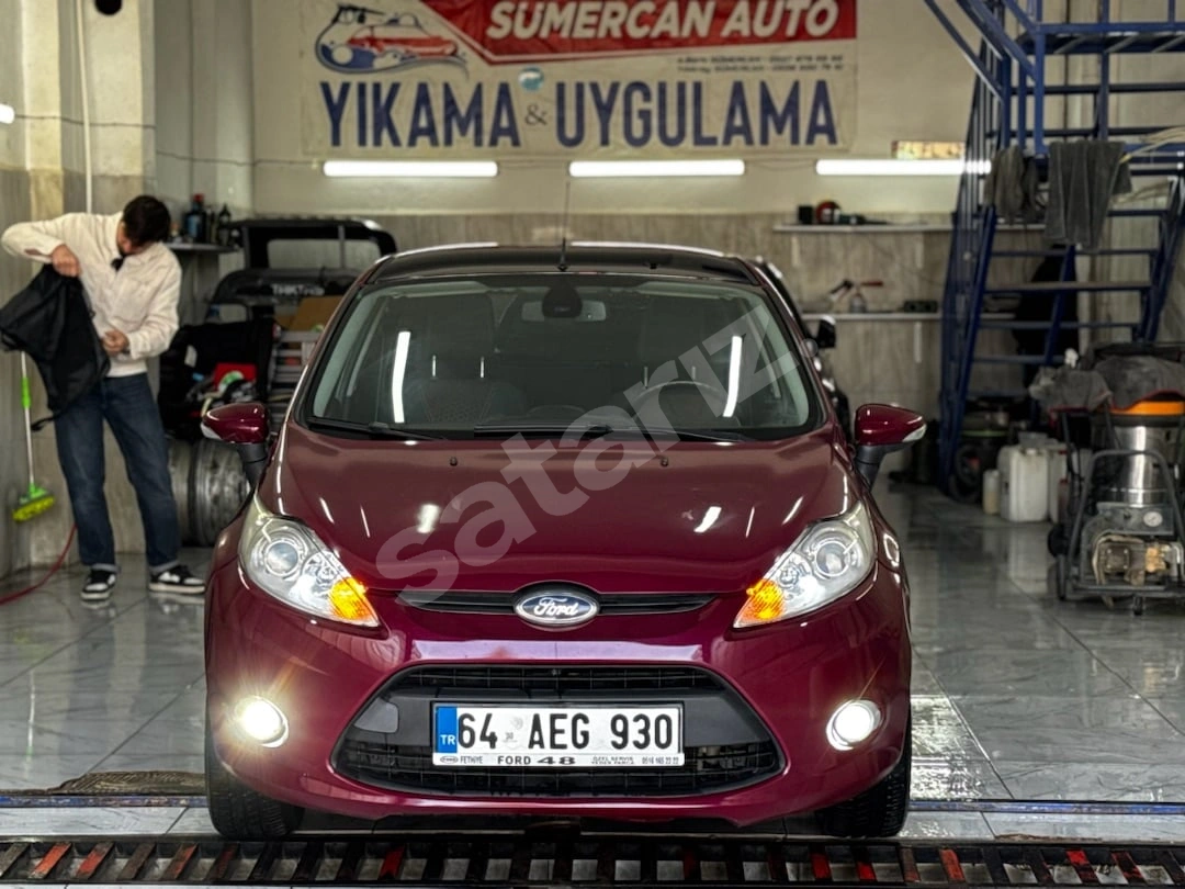 SATILIK OTOMATİK FİESTA 1.4 TİTANİUM