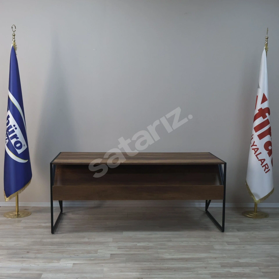 Akburo İnci Ofis Masası