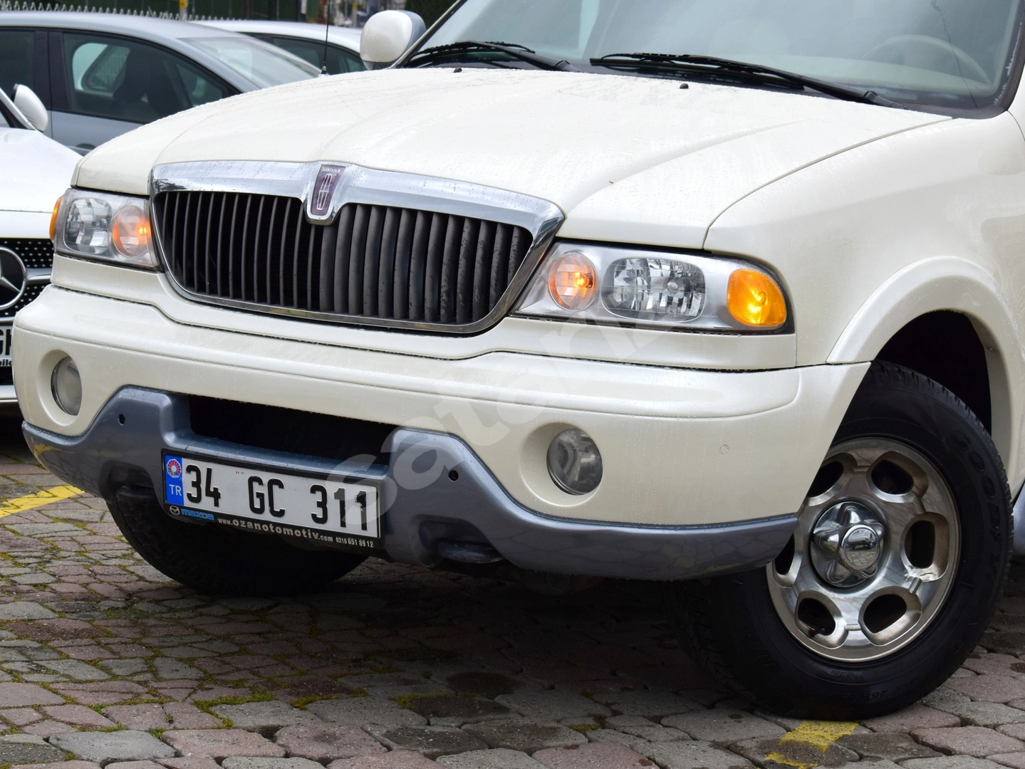 MAZDA OZAN'DAN 153 BİN KMDE 1998 LINCOLN NAVIGATOR 4WD