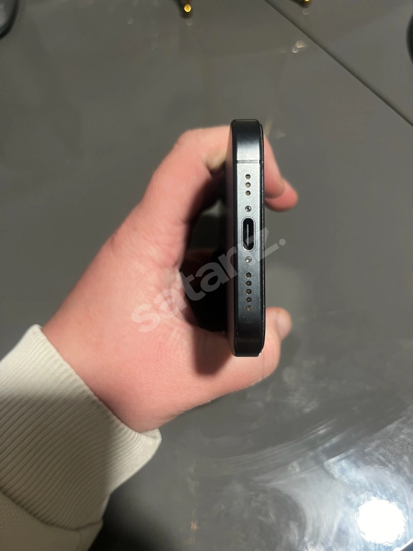 İphone 15 Pro Yd