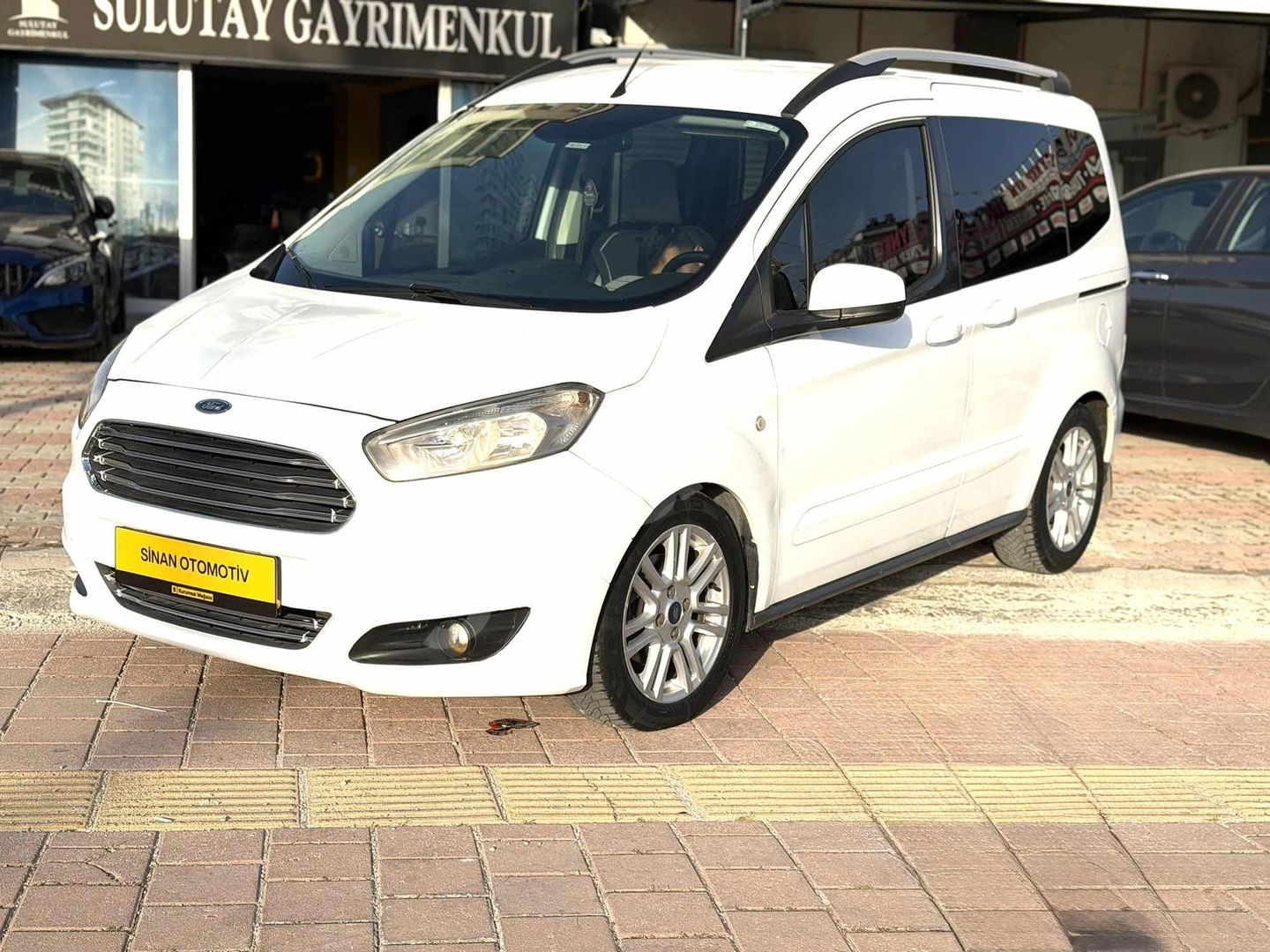 2016-OTOMOBİL-BAKIMLI- COURIER
