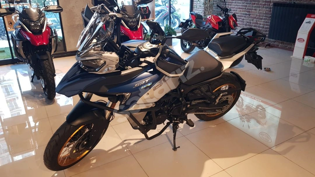 (Rks Değil) QJ Srt 800 X ( Scooter Parasına )