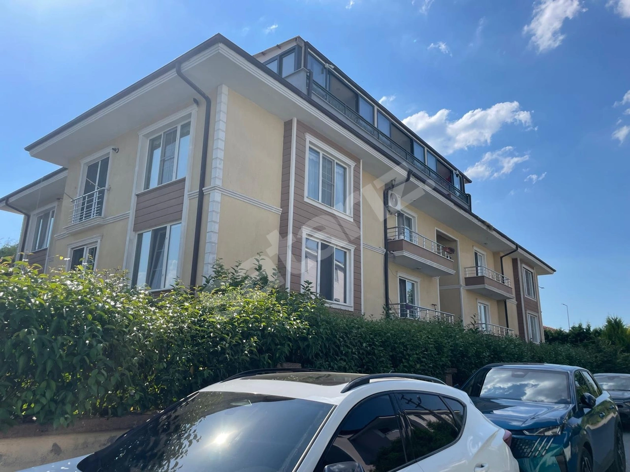 ARABACIALANI MAH ÇATI DUBLESK 3+1 EBEVEYN BANYOLU KİRALIK DAİRE