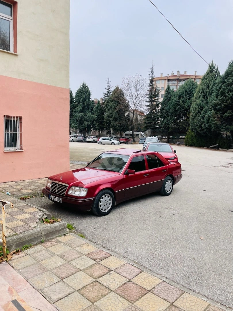 1995 W124 E200 | M111 Motor | Otomatik | Sunrooflu | Orijinal Km