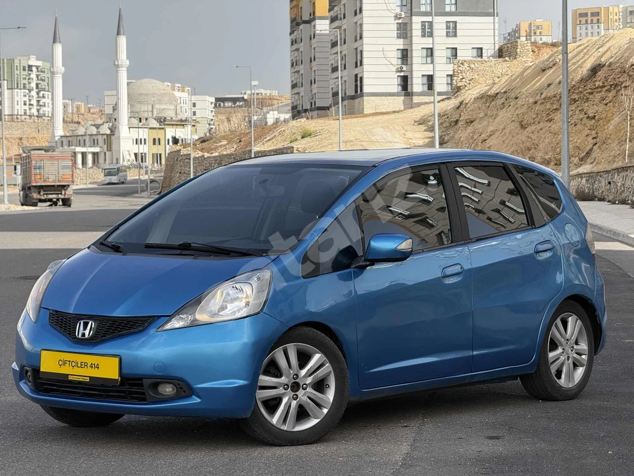 ÇİFTÇİLER AUTO'DAN 2011 MODEL HONDA 1.4 JAZZ FUN. CAM TAVAN