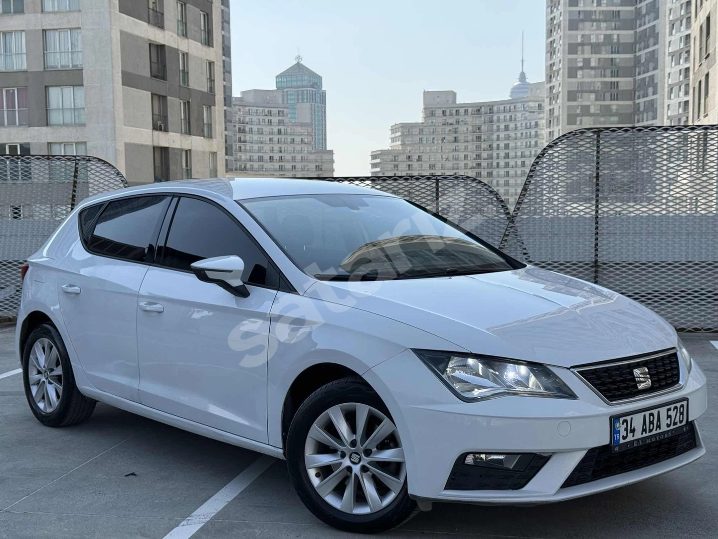 2017 LEON 1,6TDİ DSG OTOMATİK DEGİŞENSİZ 335 BİN PEŞİN 36 AY