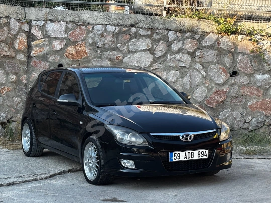 -ADENGARAJ- HYUNDAİ İ30