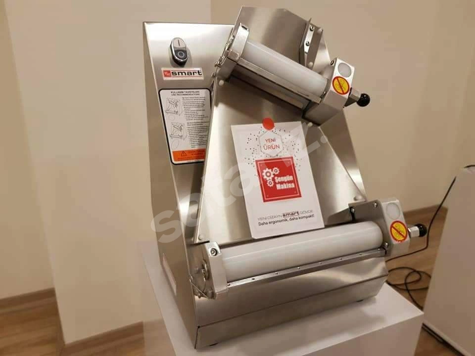 Şengün 30 Cm Hamur Açma Makinesi Lahmacun Açma Makinası
