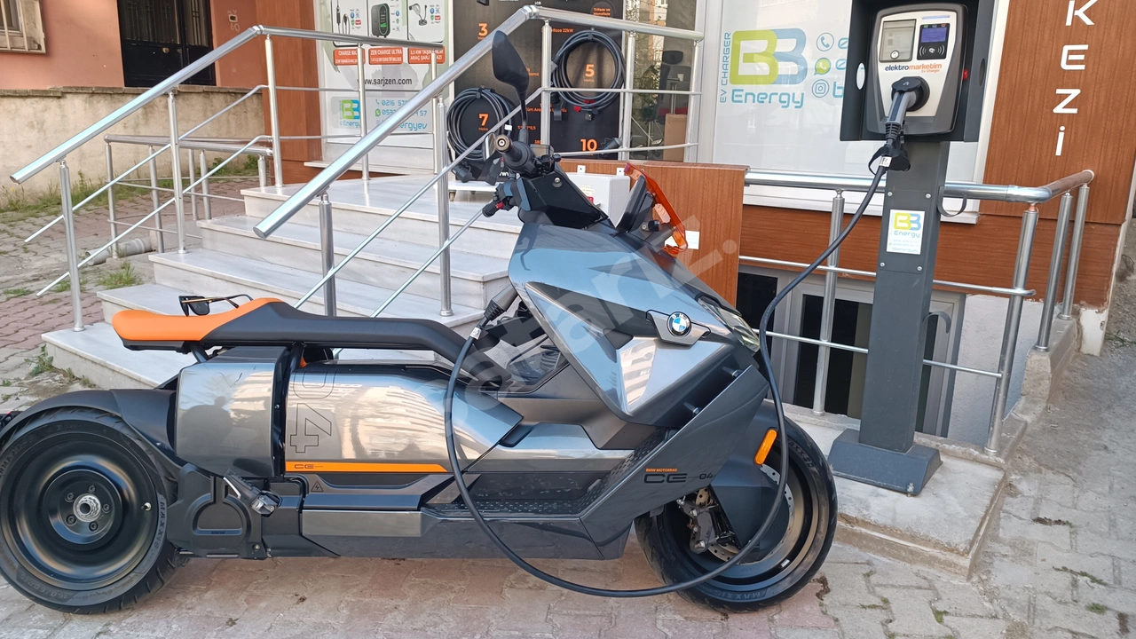 Type2 Hızlı şarj kablosu 5 metre motosiklet için BMW CE 04