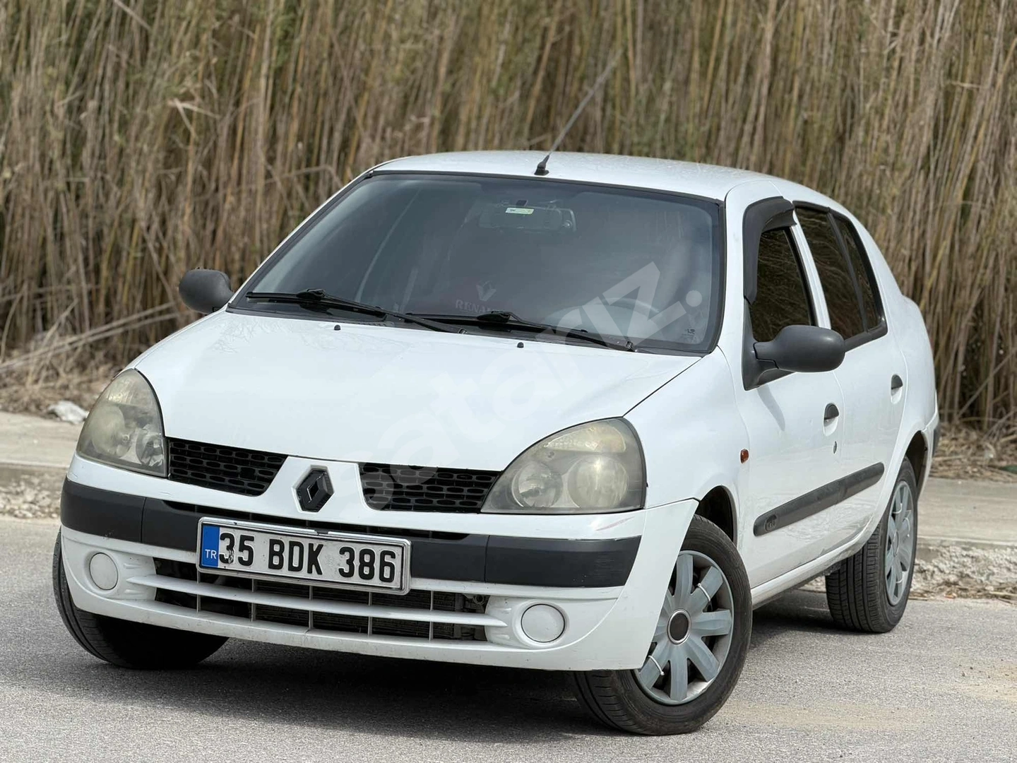 İNCELER OTOMOTİV'DEN 2002 RENAULT CLİO 1.5 DCİ 255.000KM ORJNL