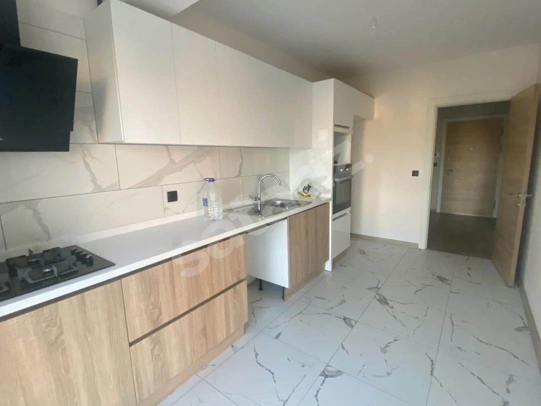 Balkan Da Lüks Geniş 2+1 105 M2 Havuzlu