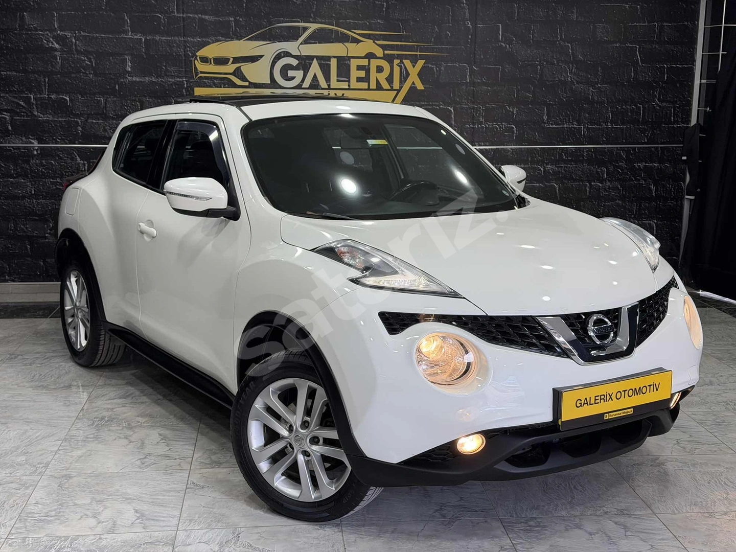 CAM TAVANLI HATASIZ DEĞİŞENSİZ ORJİNAL 84.000 KM' DE