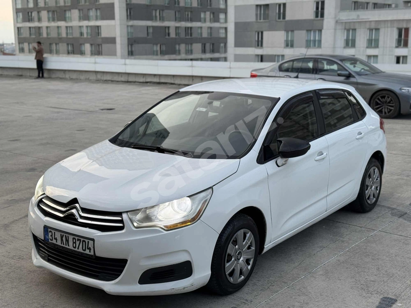 UÇAR AUTO 2013 CİTROEN C4 1.6 e-HDİ 155 BİN PEŞİN 36 AY