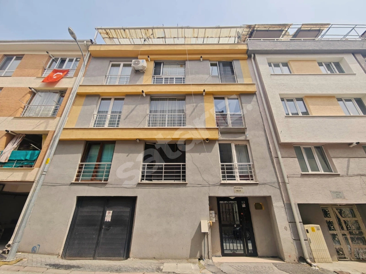KW ALLES'TEN BÜYÜKDERE MAH.KAPLANLAR SOKAK’TA   1+1 KİRALIK DAİRE