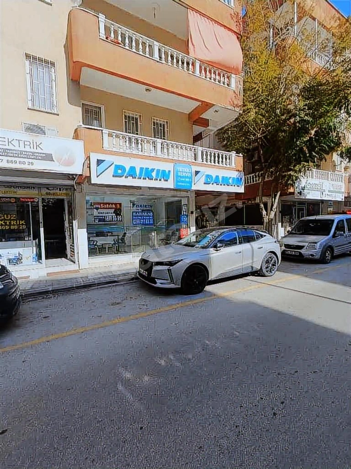 Didim Merkezde İşlek Cadde Üzerinde Satılık Dükkan
