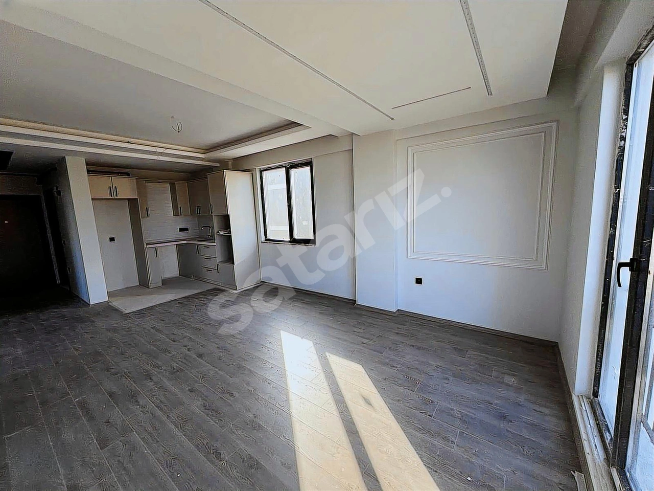 ALAÇAM CADDESI 2 + 1 ARAKAT SATILIK DAIRE