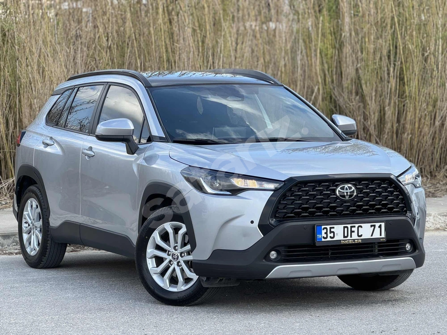 İNCELER OTOMOTİV'DEN 2024 COROLLA CROSS 1.8 HYBRİD FLAME X-PACK