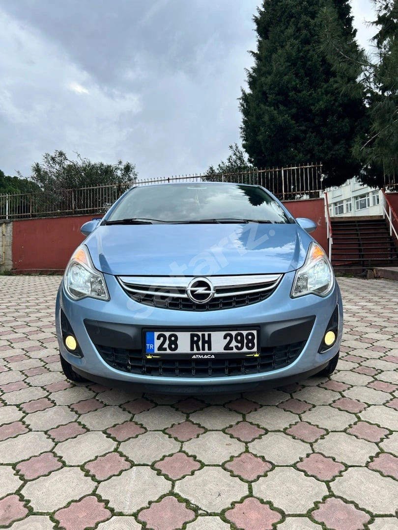 TERTEMİZ BAKIMLI DÜŞÜK KM OPEL CORSA