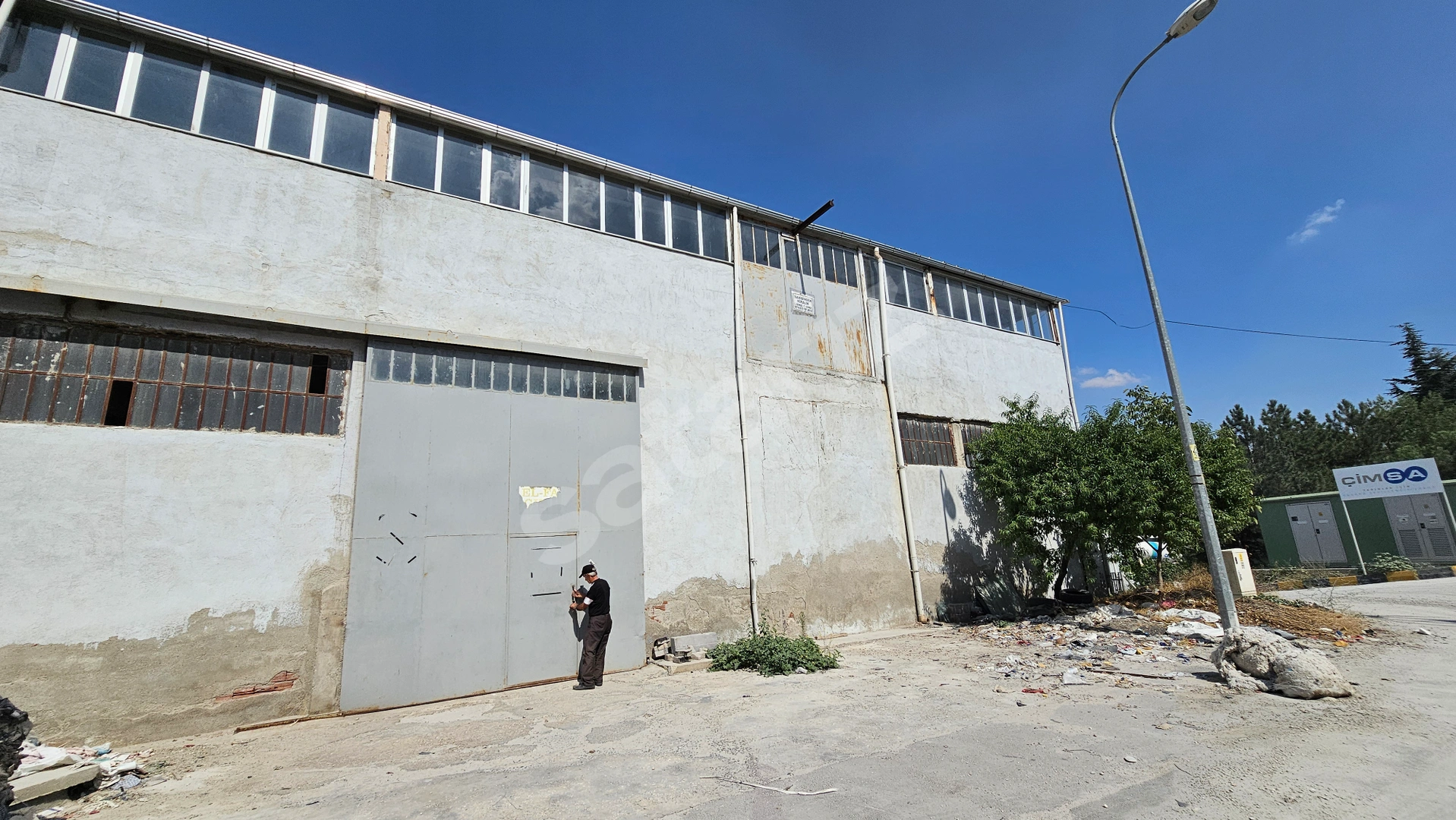 DENİZLİ YOLU ÇANLI MEVKİSİNDE 300 M² 2 KATLI FABRİKA