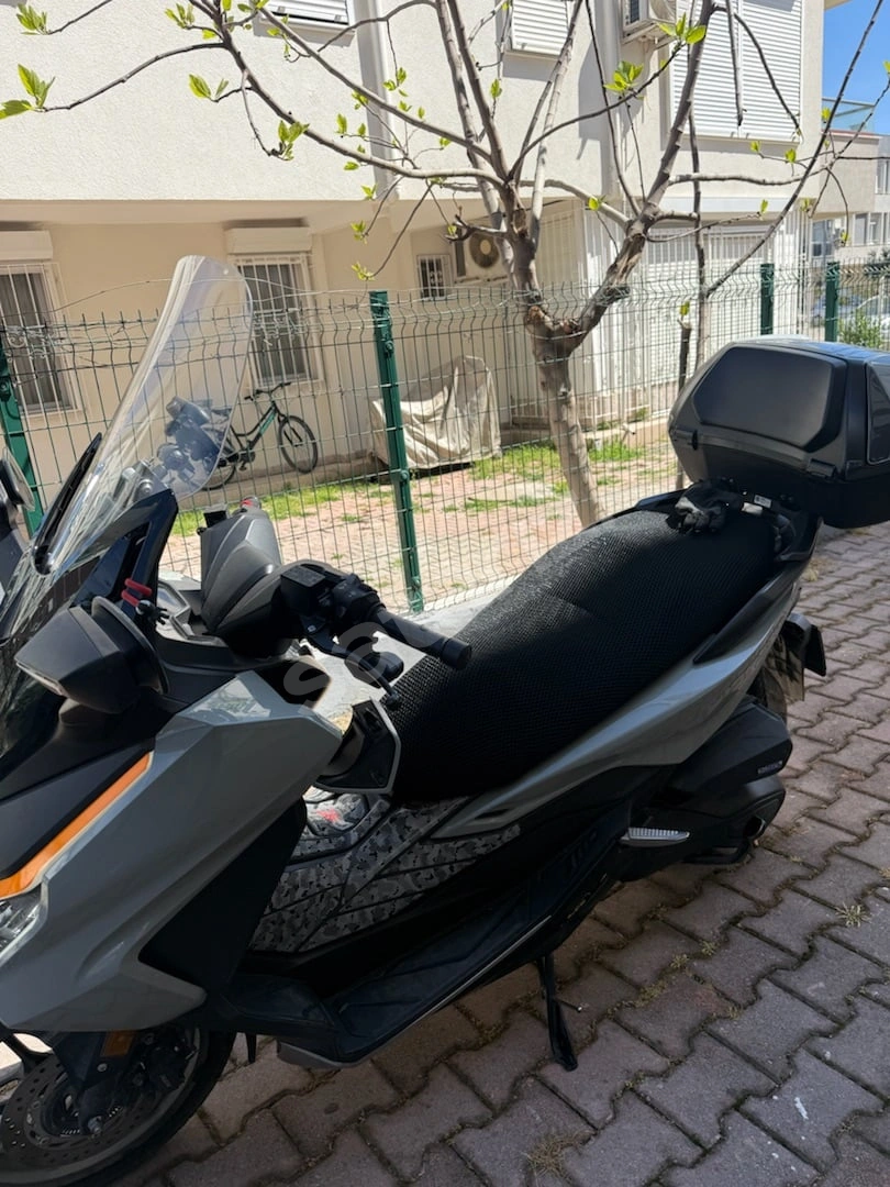 Temiz 6800 Km Akıllı Çantalı Forza 2023 Model 2024 Çıkışlı