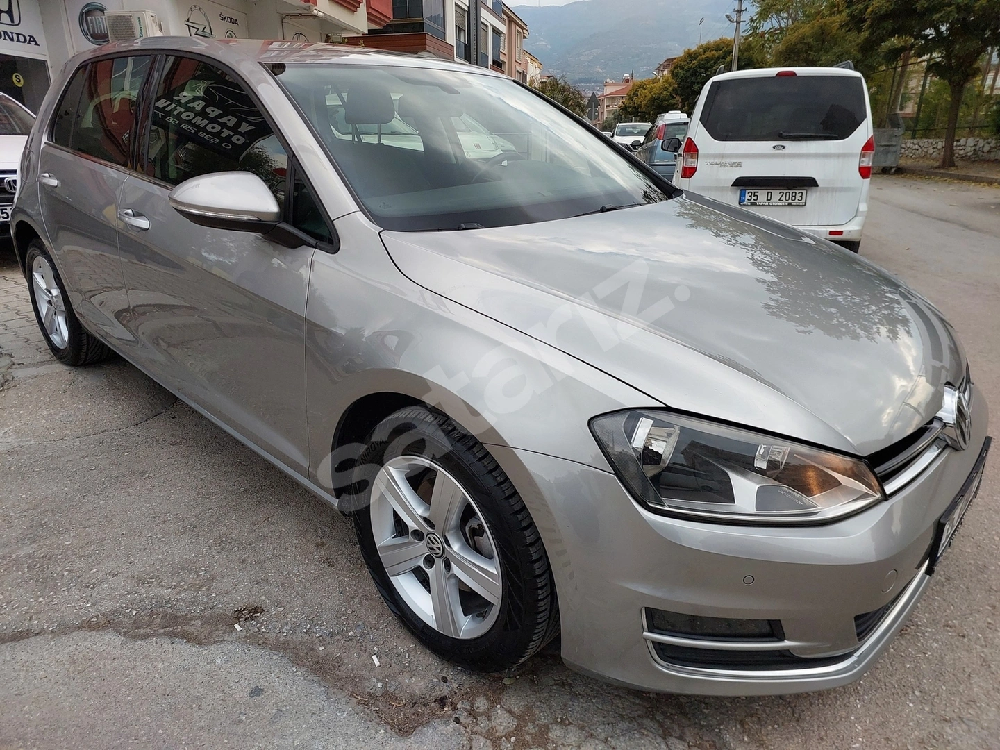 YAPAR OTOMOTİV'DEN HATASIZ 2016 VW GOLF 1.6 TDİ BMT COMF DSG