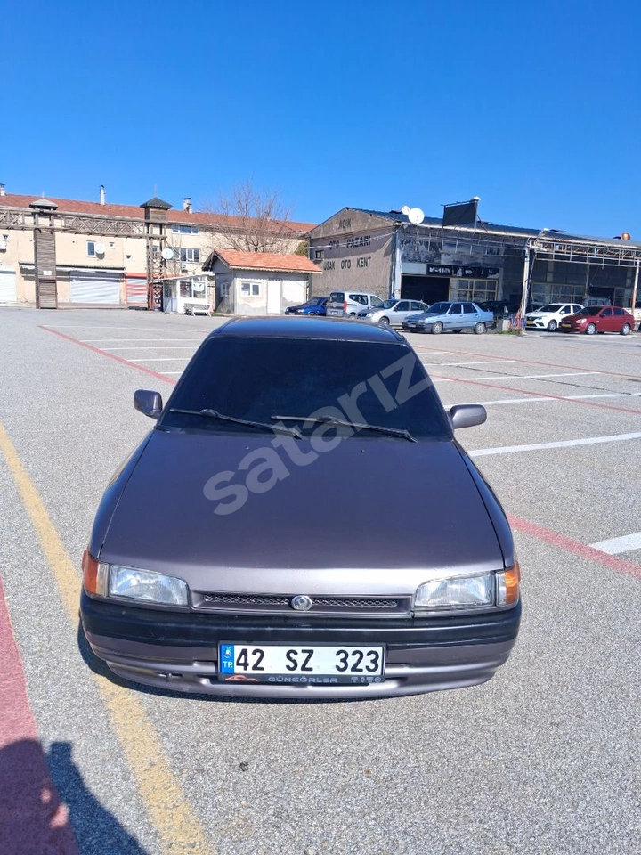 Klimalı Mazda 323