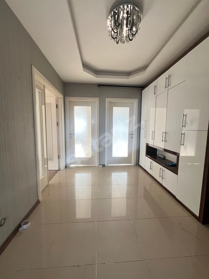 MERSİNA dan YENİ MAHALLE de KİRALIK DAİRE