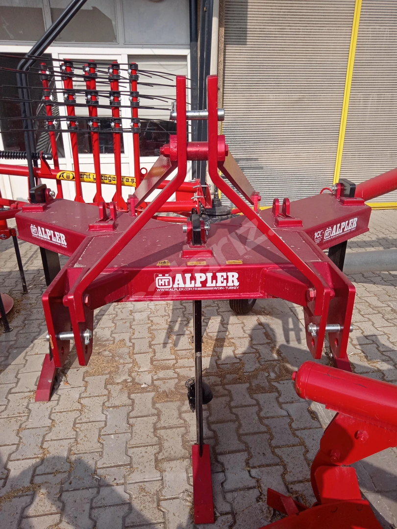 ALPLER - 3'lü DİPKAZAN PULLUK / (SAPSOY)